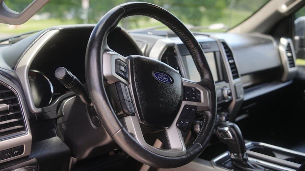 Ford ยุติการผลิต F-150 Lightning พลิกเกมสู่ EREV และธุรกิจแบตเตอรี่