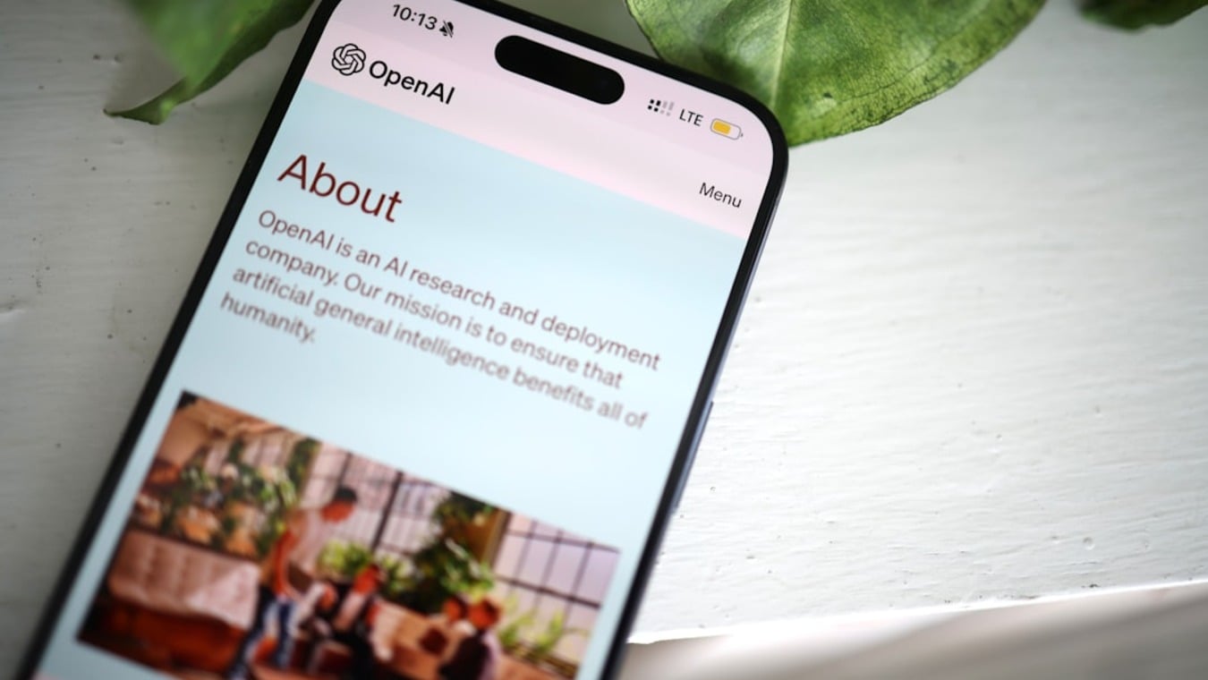 OpenAI ภาพลักษณ์เริ่มร้าว? ผู้บริหารตอบคำถามสุดอึดอัด ปมลิขสิทธิ์-จริยธรรม