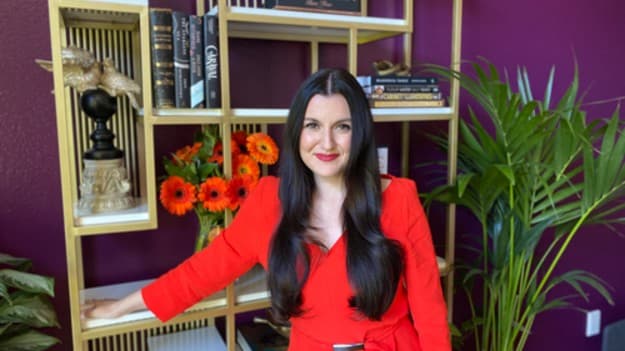 Fidji Simo แม่ทัพหญิงคนใหม่ OpenAI กับภารกิจปั้น ChatGPT ให้ทำเงิน