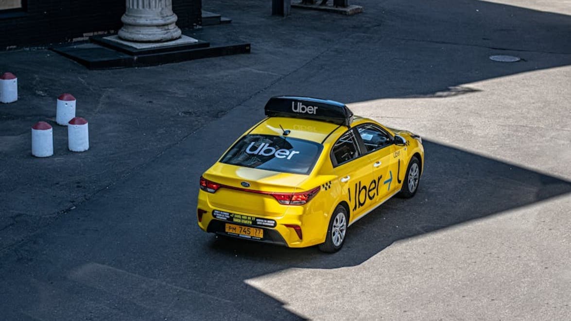 Uber เปิดช่องทางใหม่ ให้คนขับหารายได้เสริม แค่ช่วยเทรน AI ไม่ต้องขับรถ