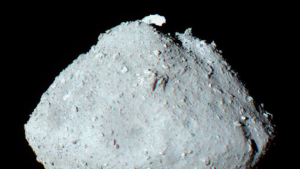 ครบสูตรสร้างชีวิต! พบส่วนประกอบ DNA ทั้ง 5 ชนิดบนดาวเคราะห์น้อย Ryugu