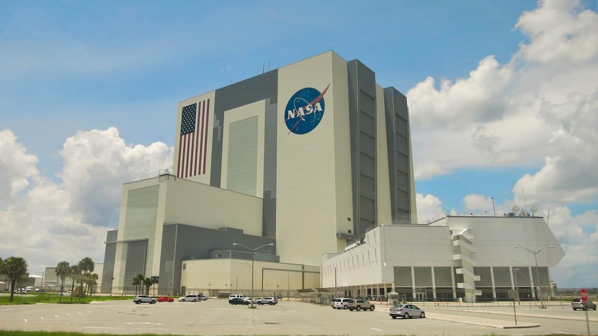 งานเข้า! NASA ส่อเลื่อนปล่อย Artemis 2 หลังระบบฮีเลียมสะดุด ลุ้นคิวใหม่เมษาฯ