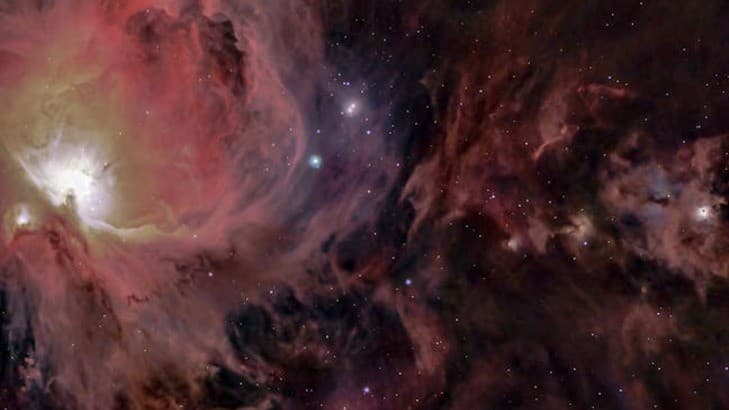 งานวิจัยใหม่ชี้ สสารมืดและนิวทริโนอาจมี 'ปฏิสัมพันธ์' กัน ช่วยไขปมจักรวาล