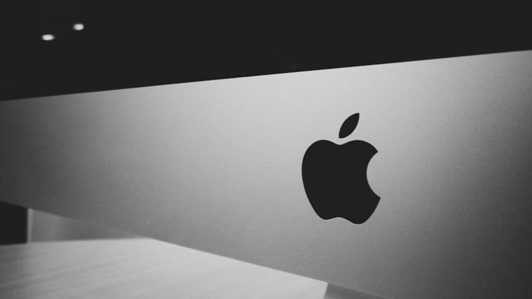 Apple ซุ่มพัฒนา AI ใหม่ FS-DFM เขียนยาว ๆ เร็วขึ้น 128 เท่า