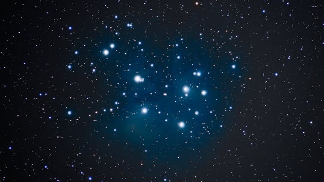 พลิกตำราดาราศาสตร์! กระจุกดาวลูกไก่อาจใหญ่กว่าที่รู้จักถึง 20 เท่า