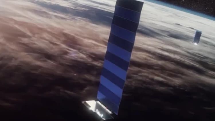 ภัยเงียบจากดวงอาทิตย์! พายุสุริยะป่วน Starlink เสี่ยงเน็ตล่ม-ดาวเทียมชนกัน