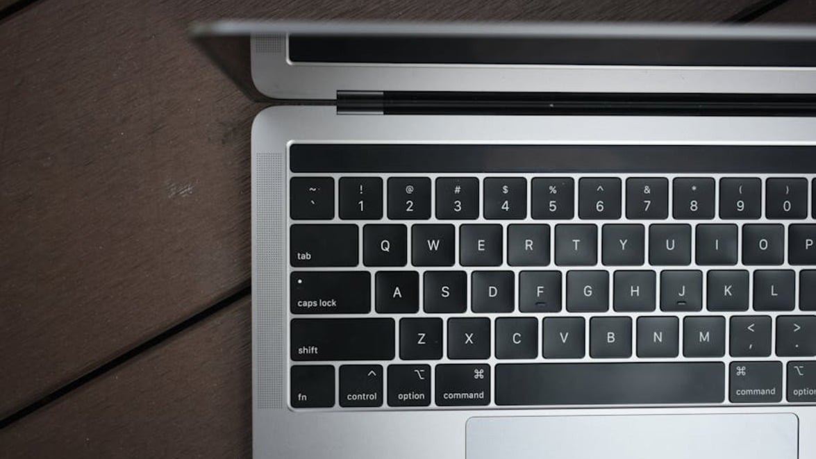 Apple ซุ่มเงียบ! ลือเตรียมเปิดตัวสินค้าใหม่ยกแผง นำทัพโดยชิป M5