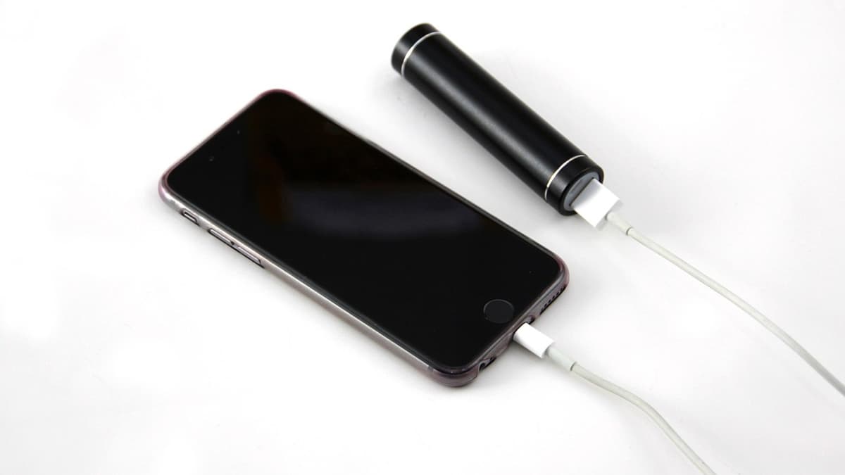 iPhone ฟ้อง ‘Slow Charger’ บนหน้าจอ? ไม่ต้องตกใจ มาดูสาเหตุและวิธีแก้กัน